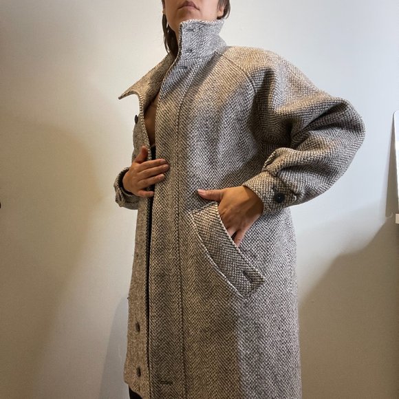 Gorgeous Cocoon Style Wool Coat from Romania -6/8- - Picture 3 of 15